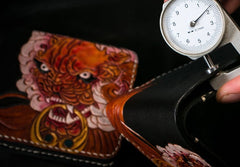 Handmade Leather Chinese Lion Tooled Mens billfold Wallet Cool Leather Wallet Slim Wallet for Men