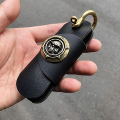 Cool Black Leather Biker Skull Car Key Holder Portable Motorcycle Key Holder For Men - iwalletsmen