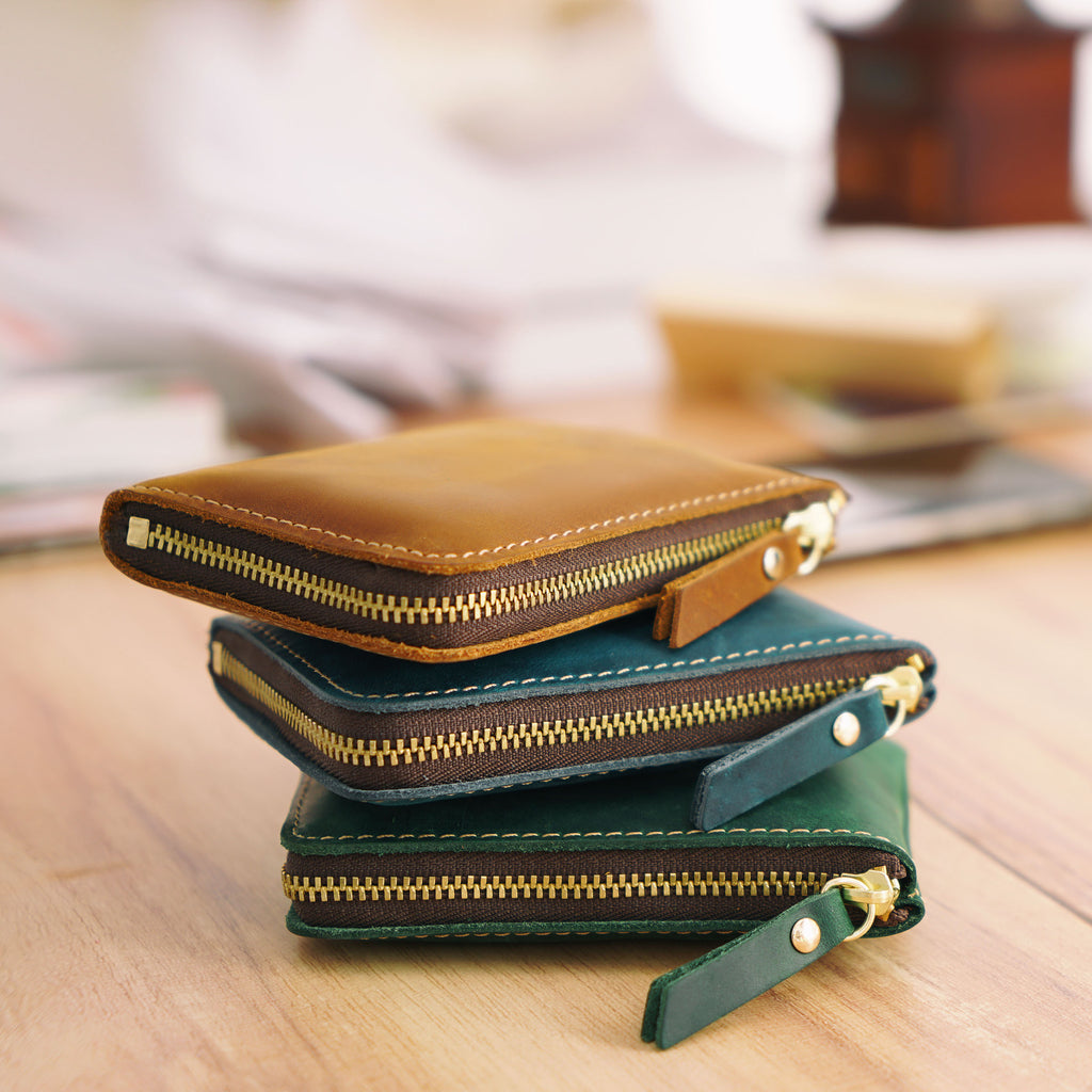 Leather Small Mens Wallet Zipper Billfold Front Pocket Wallet Card Wallet Small Wallet for Men Dark Brown