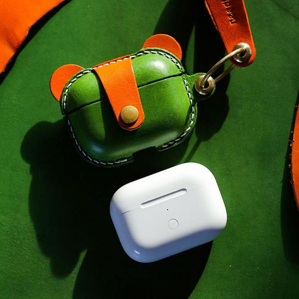 Handmade Green Leather AirPods Pro Case with Wristlet Strap Custom Leather AirPods Pro Case Airpod Case Cover - iwalletsmen