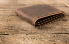 Cool Leather Mens Small Wallet Bifold Vintage Slim billfold Wallet for Men - iwalletsmen