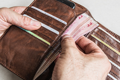Genuine Leather Mens Cool billfold Leather Wallet Men Cards Wallets Bifold for Men