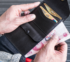 Genuine Leather Mens Cool billfold Leather Wallet Men Small Wallets Bifold for Men