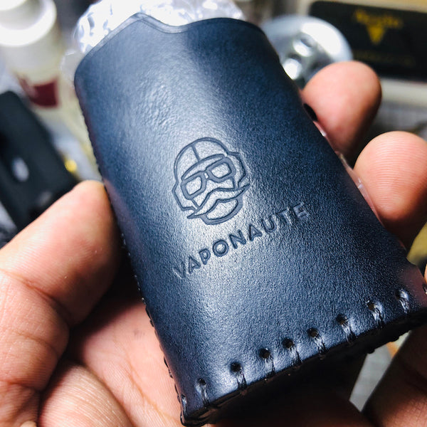 Handmade Leather Black Mens LA PETITE BOX Holder Cigarette Case for Men - iwalletsmen