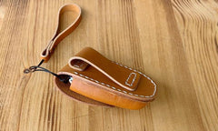 Handmade Brown Leather Audi A468X135 Mens Car Key Case Audi Car Key Holder - iwalletsmen