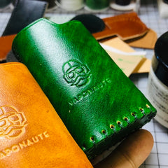 Handmade Leather Brown Skull Mens LA PETITE BOX Holder Cigarette Case for Men - iwalletsmen