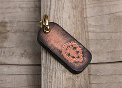 Handmade Leather Mens World of Warcraft Cool Keychain KeyCharm Keyring Pendant for Men