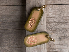 Handmade Leather Mens World of Warcraft Cool Keychain KeyCharm Keyring Pendant for Men