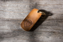 Handmade Leather Mens World of Warcraft Cool Keychain KeyCharm Keyring Pendant for Men